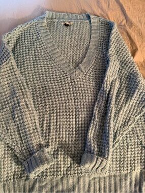 American Eagle VERY oversized Chunky V-Neck Knit Sweater in Light Blue